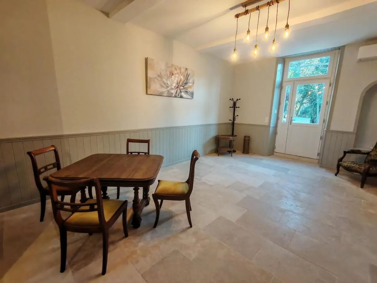 Authentique Mas Provencal Avec Son Grand Parc Villa Orange  Holiday home