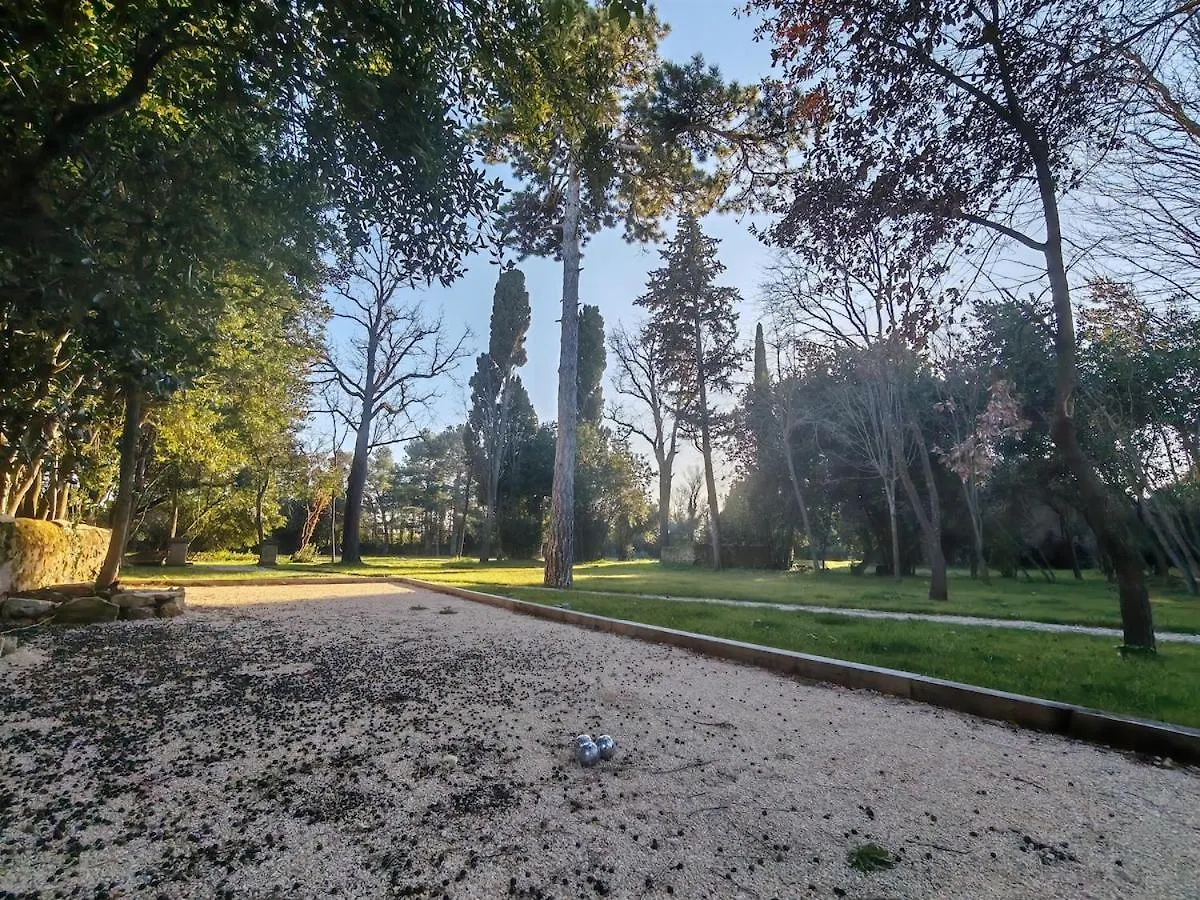 Holiday home Authentique Mas Provencal Avec Son Grand Parc Villa Orange